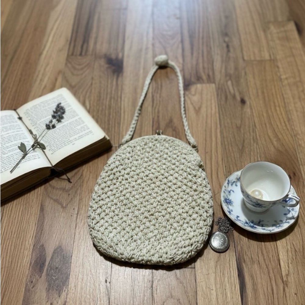 Vintage Woven Straw Clutch Shoulder Bag
